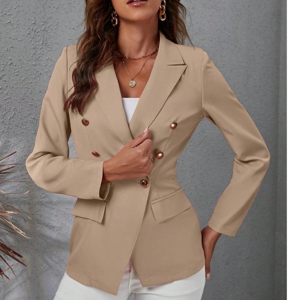 Classic Solid Button Minimalist Blazer - Picture 3 of 11